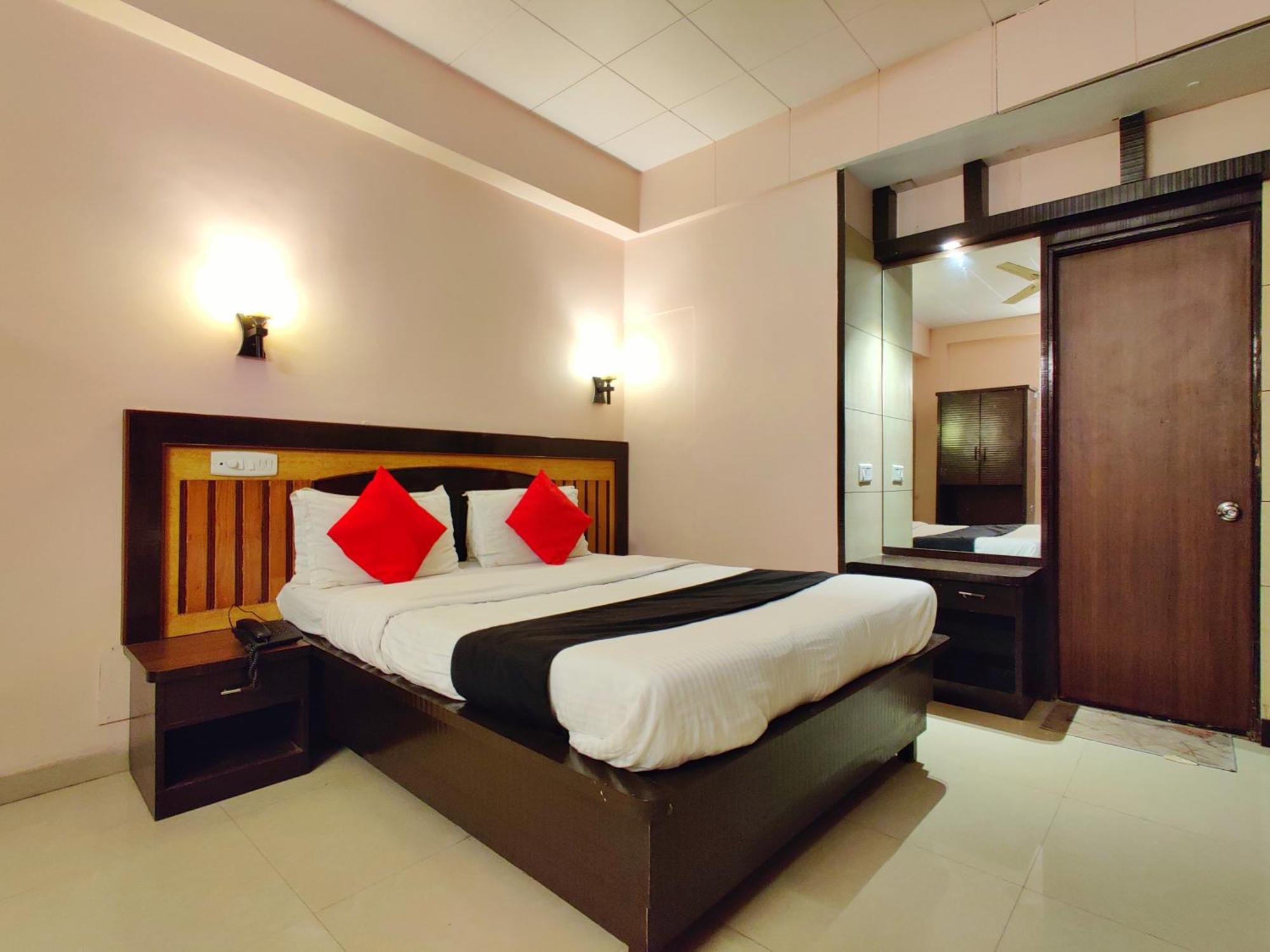 Hotel Pratap Heritage Mahābaleshwar Екстериор снимка