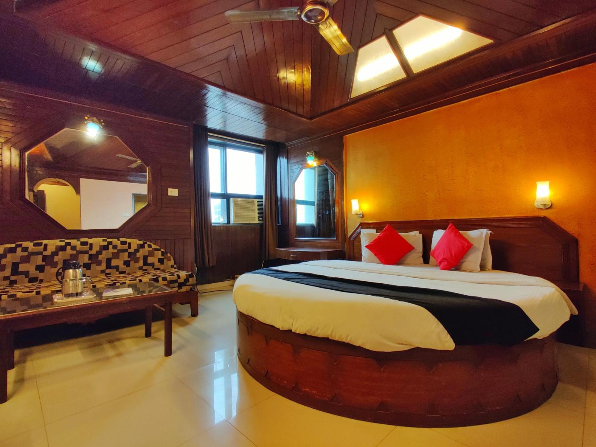 Hotel Pratap Heritage Mahābaleshwar Екстериор снимка