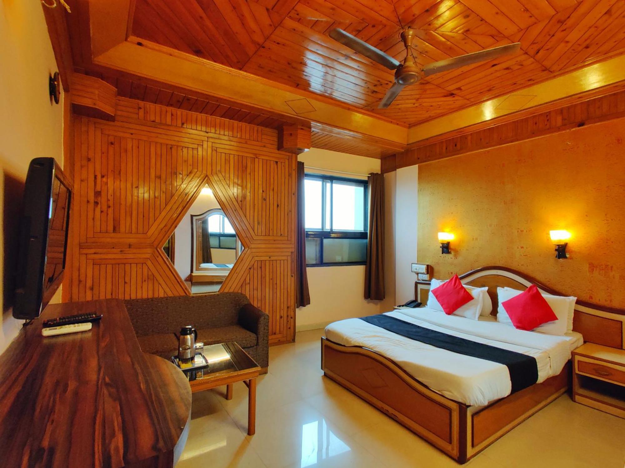Hotel Pratap Heritage Mahābaleshwar Екстериор снимка
