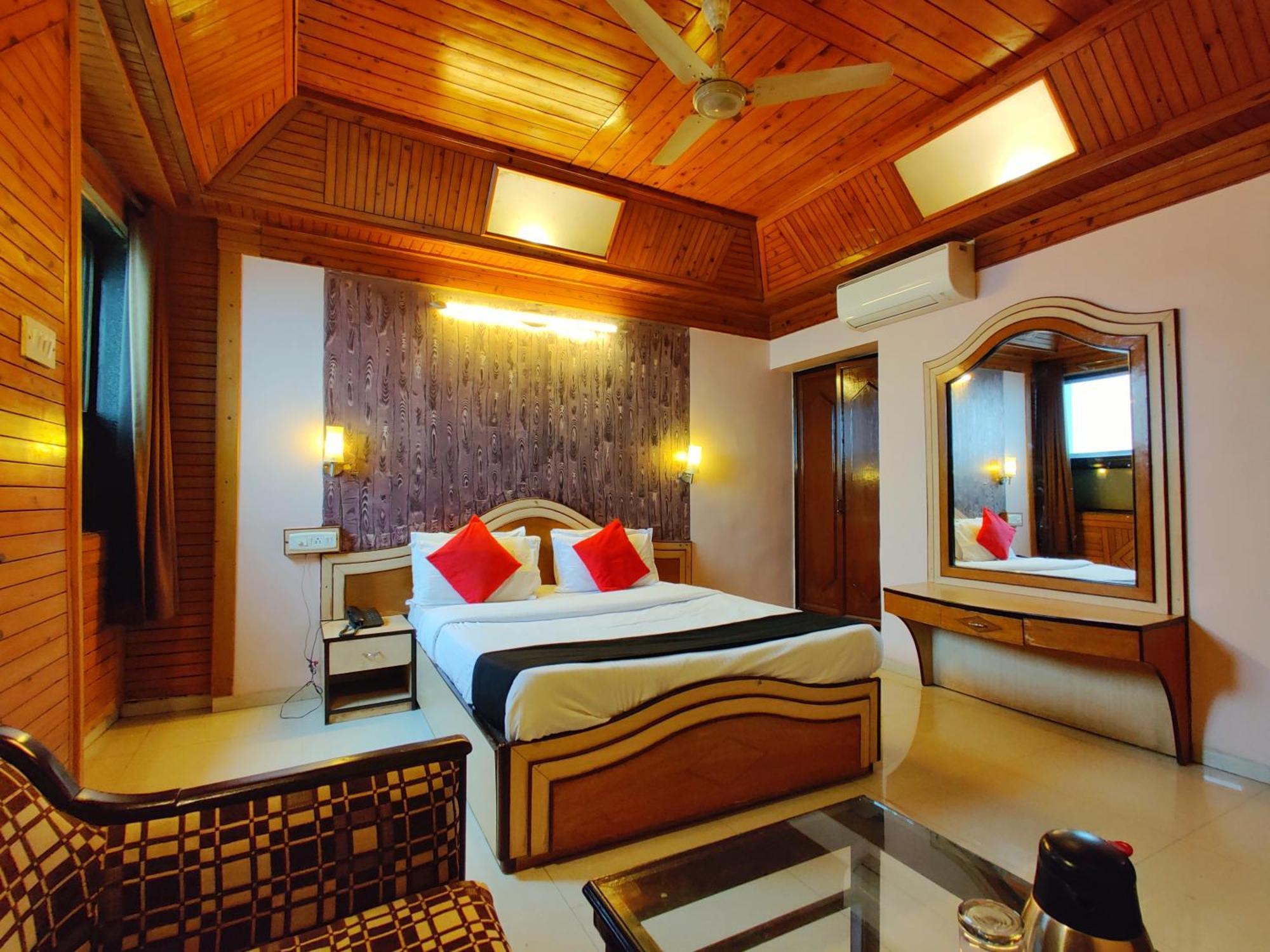 Hotel Pratap Heritage Mahābaleshwar Екстериор снимка