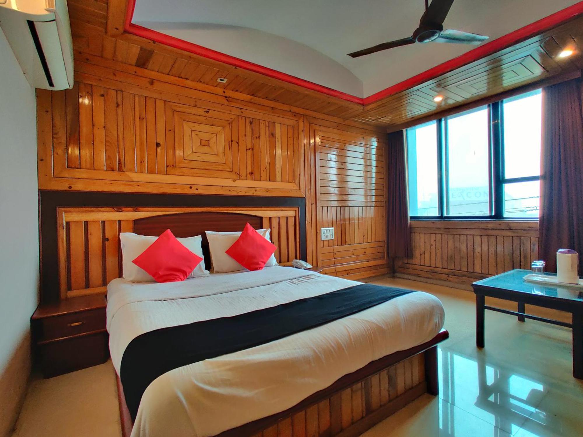 Hotel Pratap Heritage Mahābaleshwar Екстериор снимка