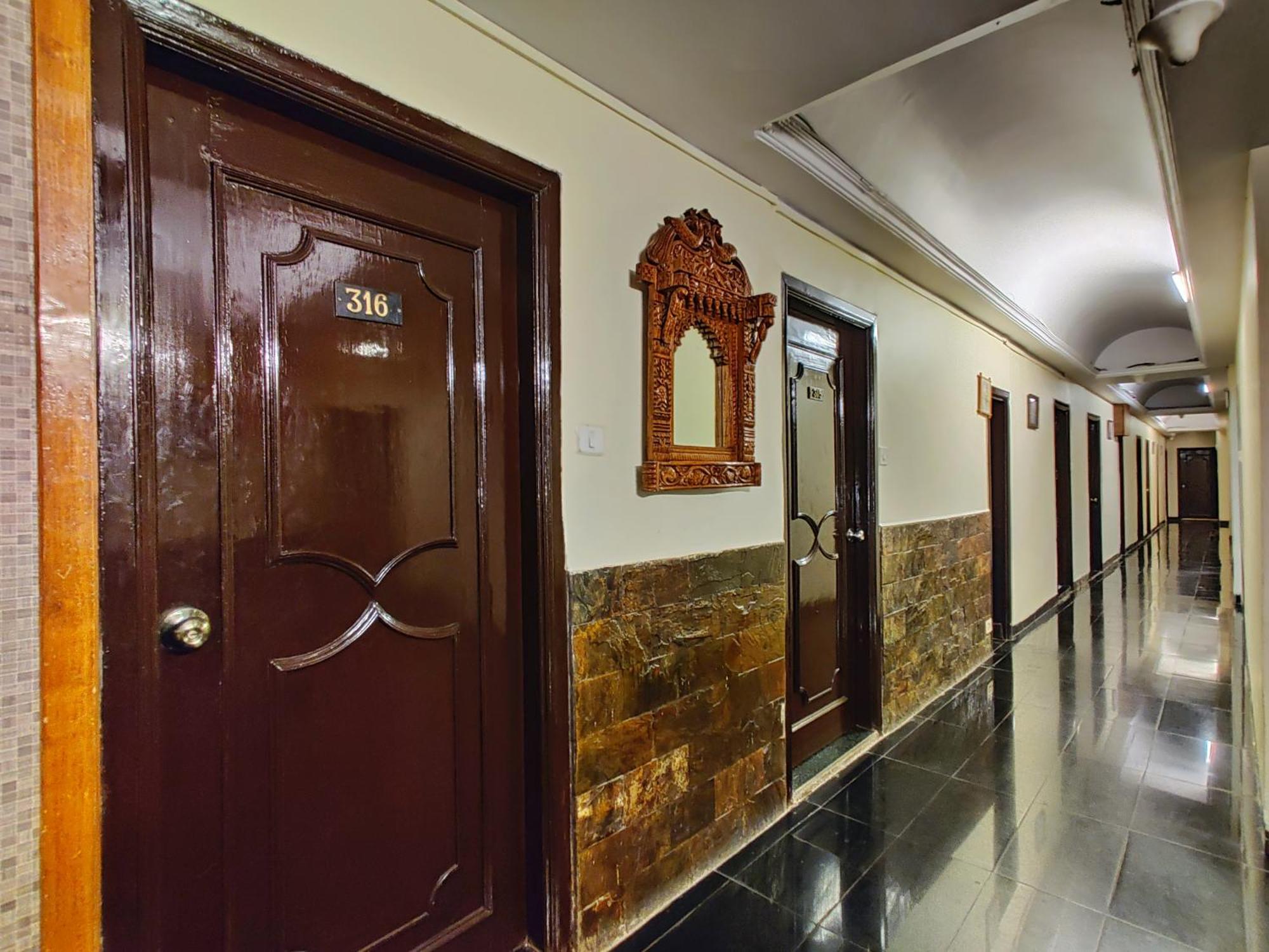 Hotel Pratap Heritage Mahābaleshwar Екстериор снимка